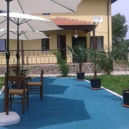 Hotel Pensiunea Casa Vanatorului Oteleni Exterior foto